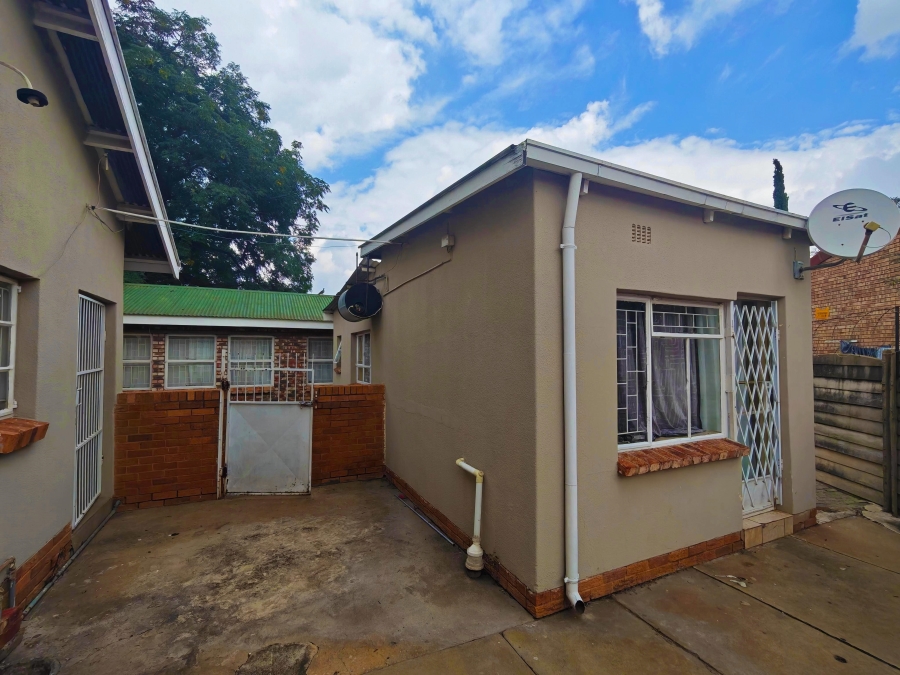 12 Bedroom Property for Sale in Die Bult North West